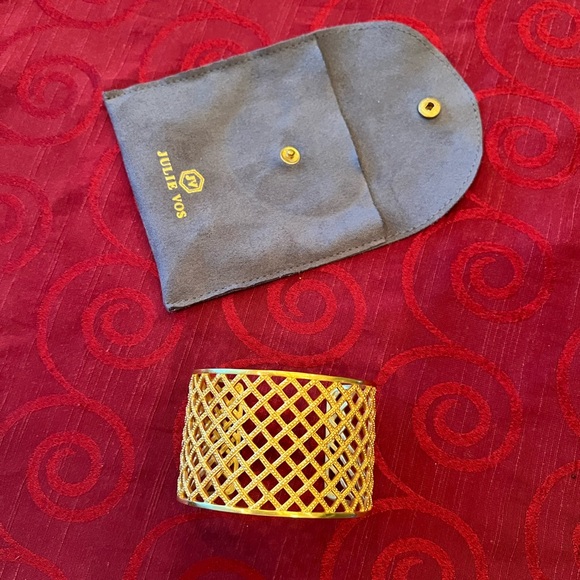 Julie Vos Cuff Bracelet - Picture 2 of 11